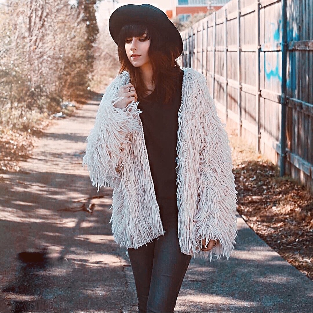 Oversized yarn cardi